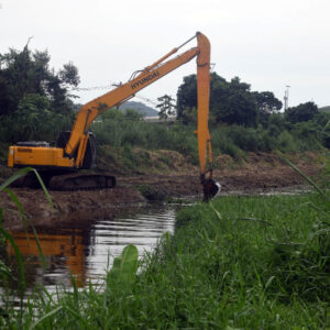 Programa Limpa Rio avança em Magé com mais de 490 mil toneladas de resíduos removidos