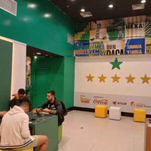 Shopping Nova Iguaçu entra em clima de Copa do Mundo com Clube de Figurinhas