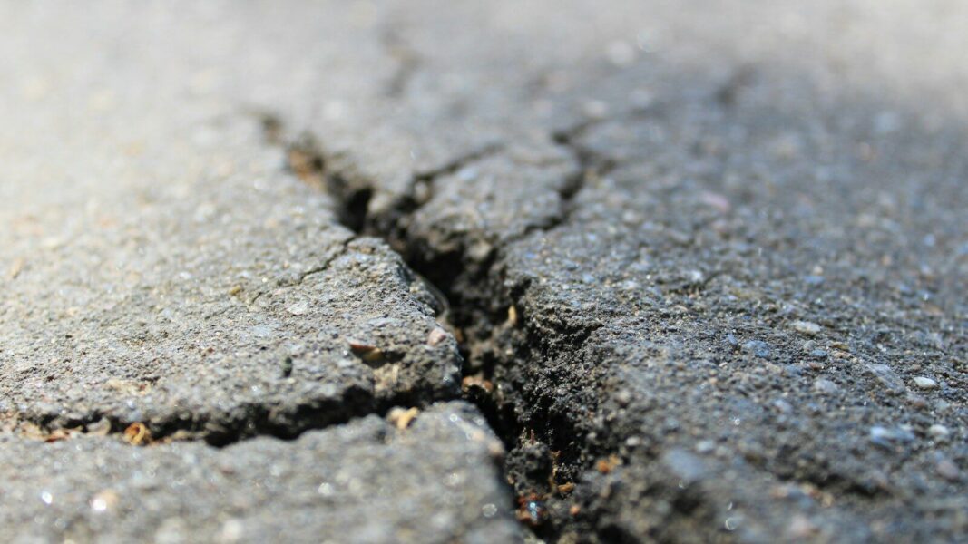 Quatro tremores em menos de 24 horas no litoral do Rio assustam moradores; especialistas descartam risco para a Baixada Fluminense