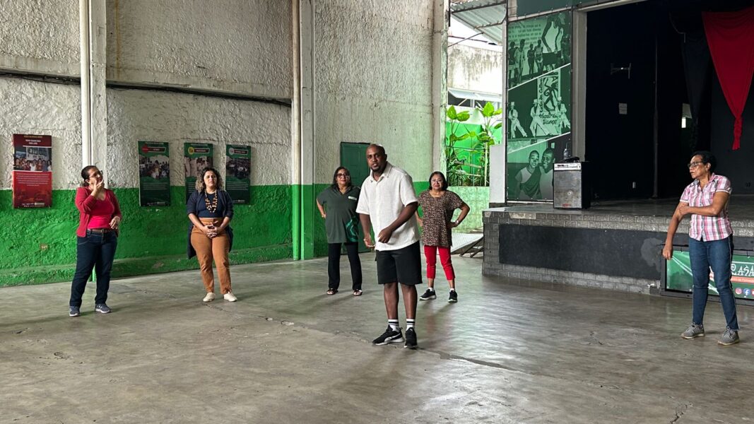 Oficina de dança de Samba de Raiz do projeto Raízes da Baixada abre inscrições na Casa da Cultura
