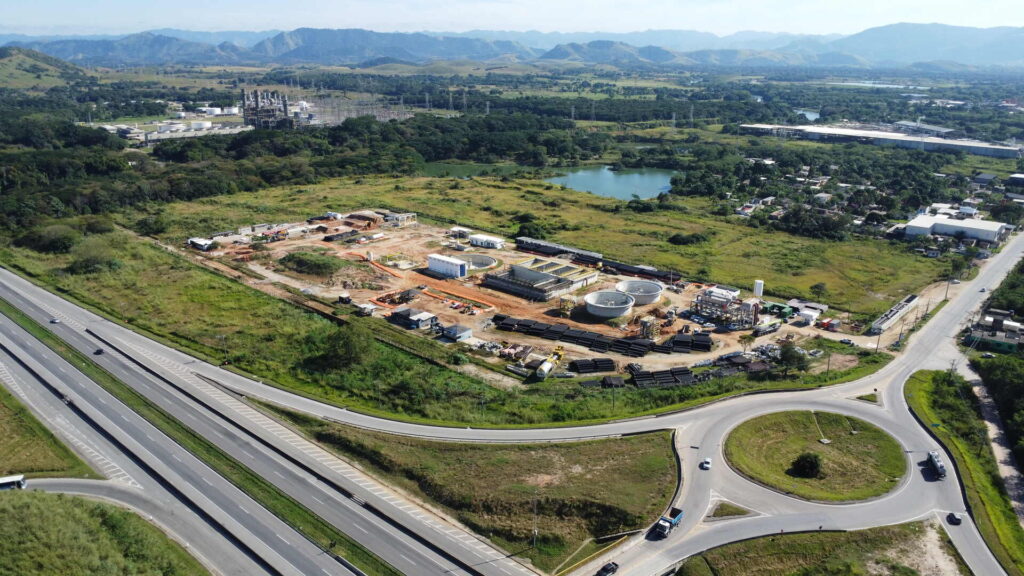 Nova estação de tratamento de esgoto em Queimados vai beneficiar 270 mil moradores da Baixada Fluminense 2 ETE Queimados drone 3