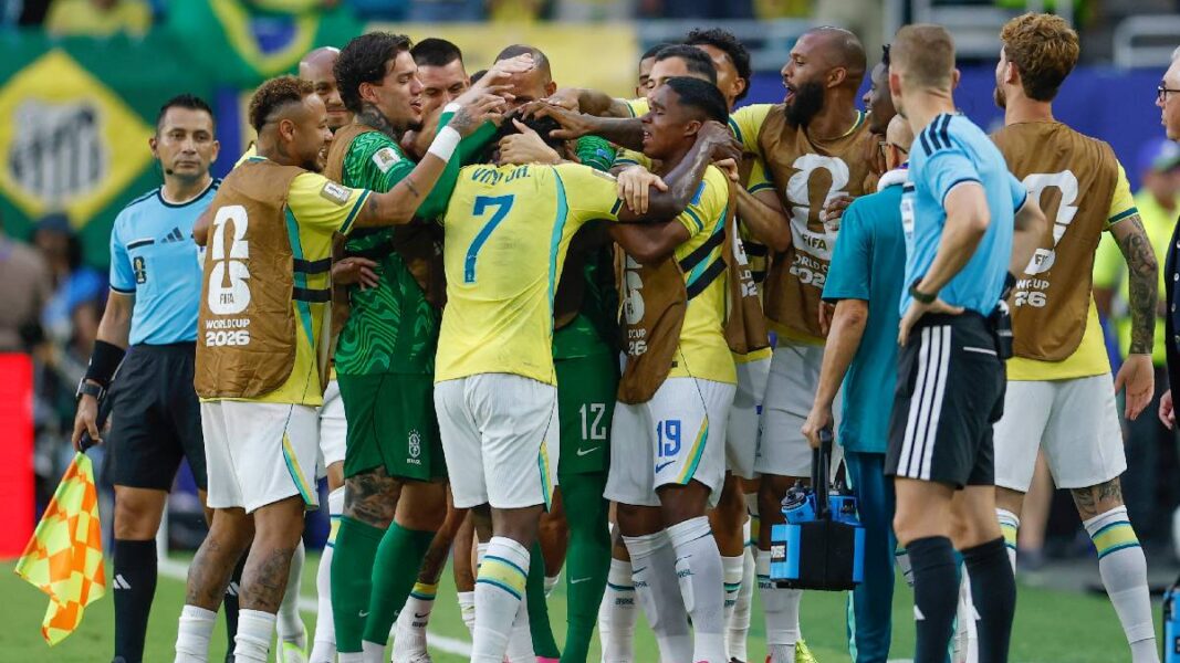 É hoje: Brasil enfrenta o Japão às 14h nas oitavas da Copa — e as prefeituras da Baixada decretaram ponto facultativo