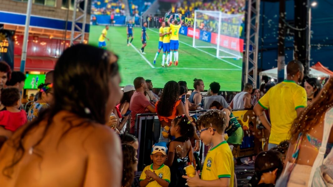 Prefeitura de Nilópolis promove Fan Fest com trio elétrico, dois telões e show antes do jogo do Brasil
