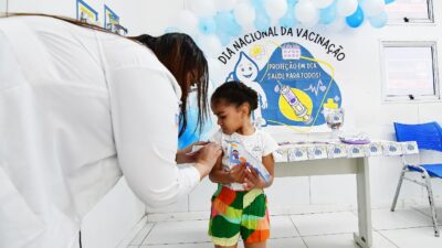 Nova Iguaçu inicia vacinação com Pneumo 20 para crianças de até cinco anos