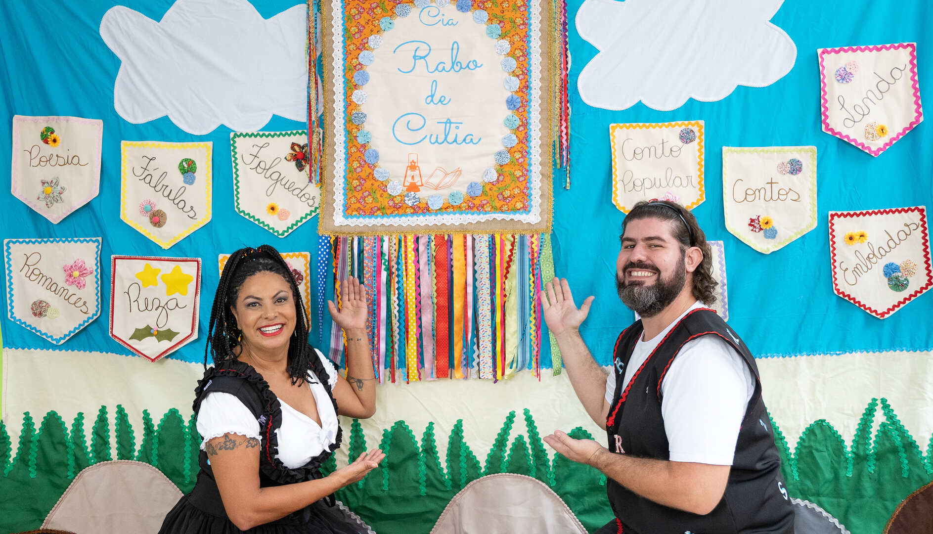 Sesc Duque de Caxias recebe espetáculo gratuito “História puxa História, Leitura faz Memória”