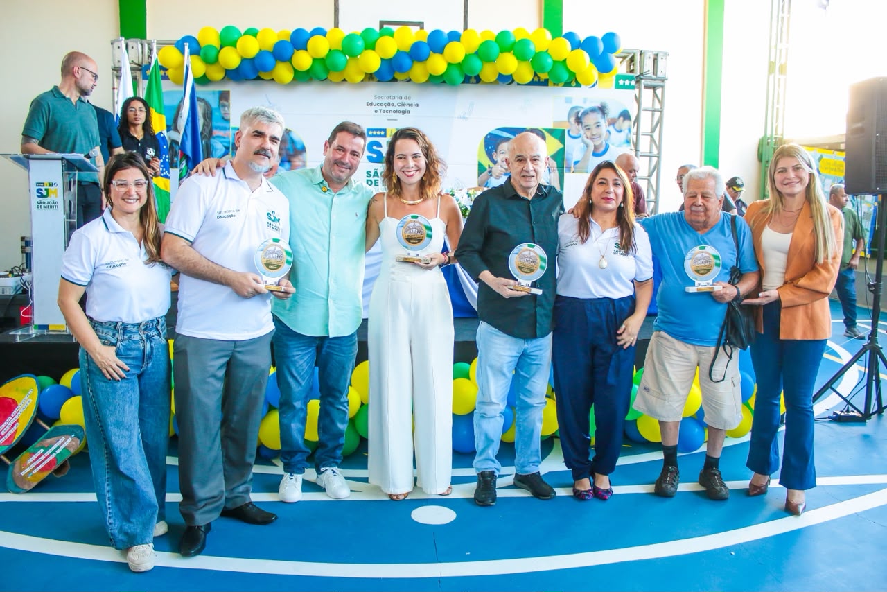 Material será utilizado por estudantes do Ensino Fundamental da rede municipal e reúne conteúdos sobre história, geografia e cultura da cidade