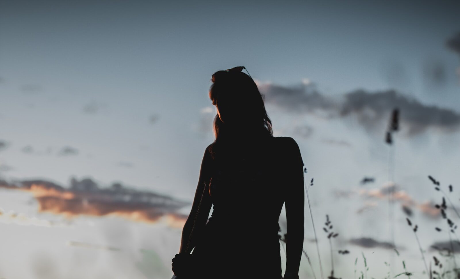 Faetec abre mais de 400 vagas gratuitas em cursos para mulheres em vulnerabilidade