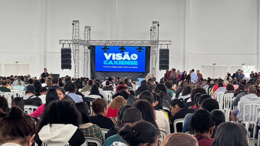 Duque de Caxias entrega mais 2.500 óculos pelo programa Visão Caxiense